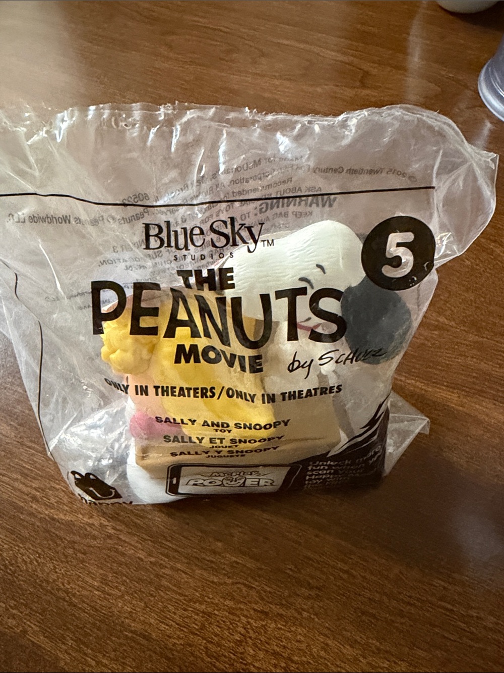 McDonald’s Happy Meal The Peanuts Movie Sally & Snoopy Toy